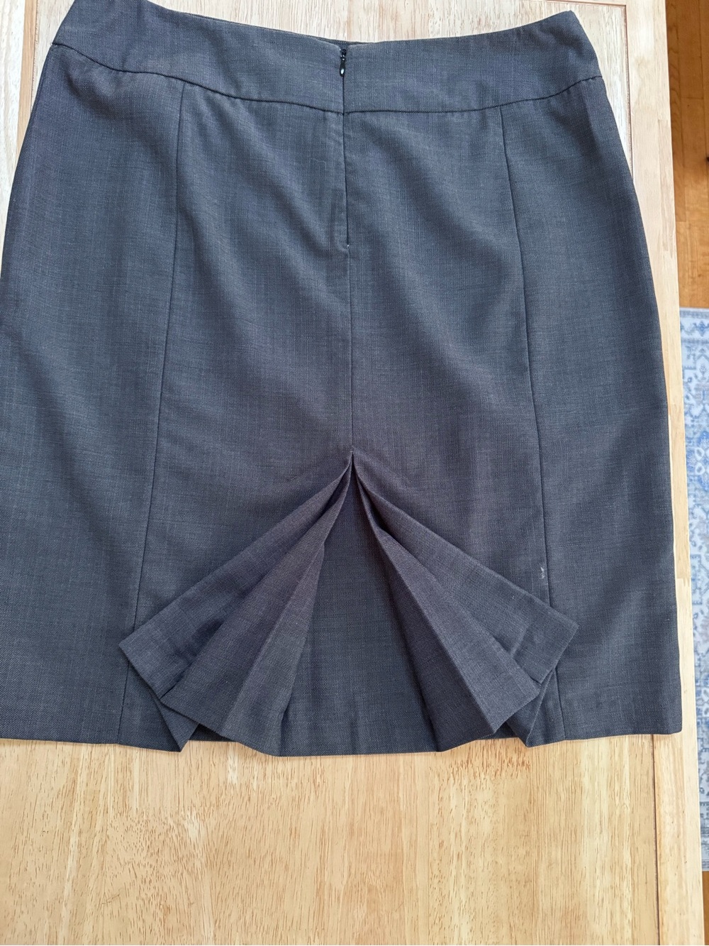 New York & Company Charcoal Gray Pencil Skirt Size 12 Office Chic Minimalist - Picture 4 of 7